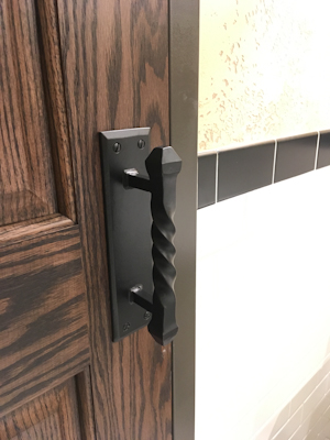 Short Twisted Pillar Door Handles